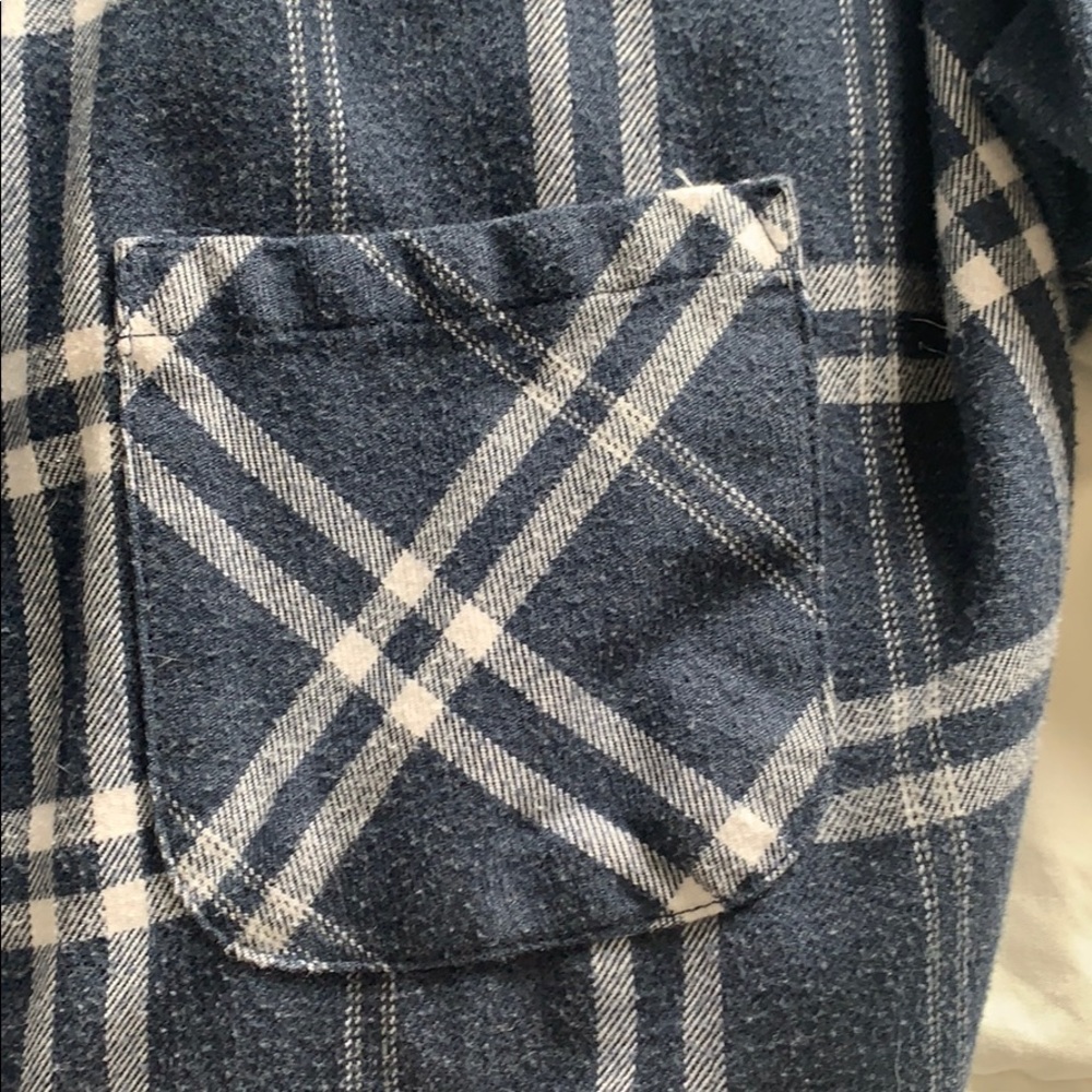 flannel - Picture 4 of 5